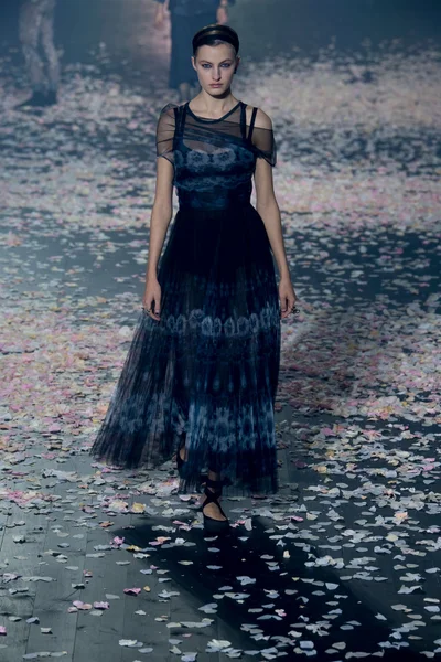 Look 52